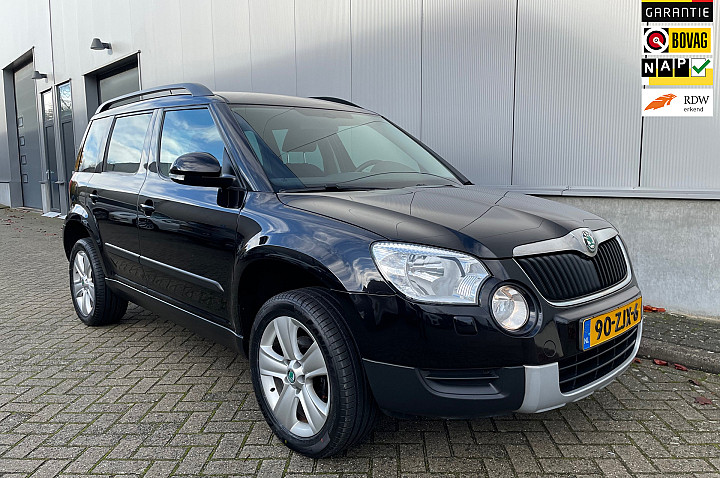 SKODA Yeti 1.2 TSI Tour / Navigatie / Trekhaak