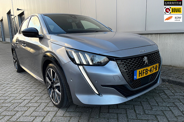 Peugeot 208 1.2 PureTech GT Pack / Camera / Navigatie